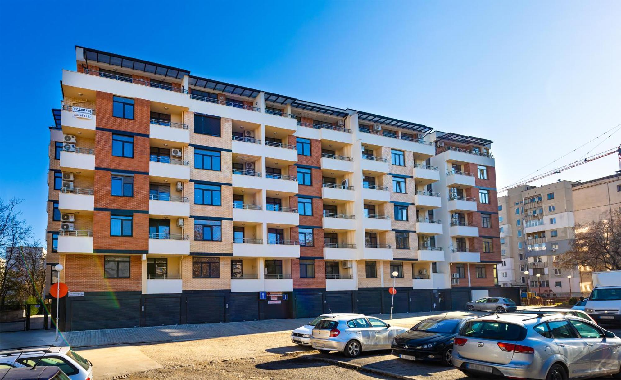 Radiant Retreat - Bright 1Bd Haven In Plovdiv By Flat Mаnagerアパートメント エクステリア 写真